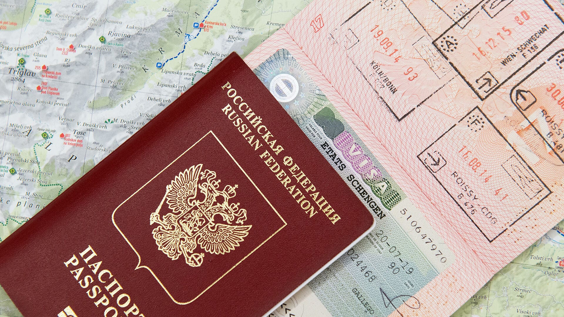 МИД РФ допускает прекращение выдачи россиянам шенгенских виз