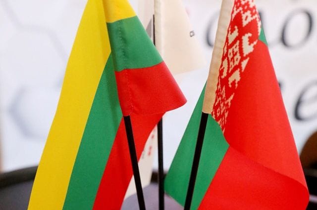 В Литве пообещали белорусам, которые не могут продлить свои паспорта, специальные «паспорта иностранцев»