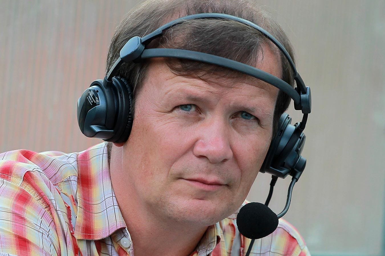 «Все развалится за пять лет». Комментатор Александр Шмурнов о будущем российского спорта